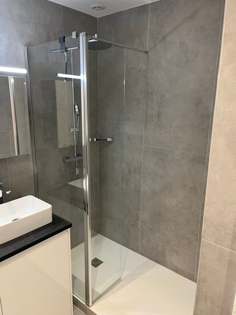 Salle d'eau — douche italienne